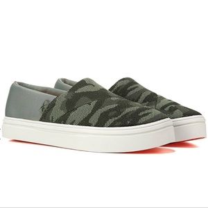 Reebok Katura Camouflage Slip On Comfort Sneakers